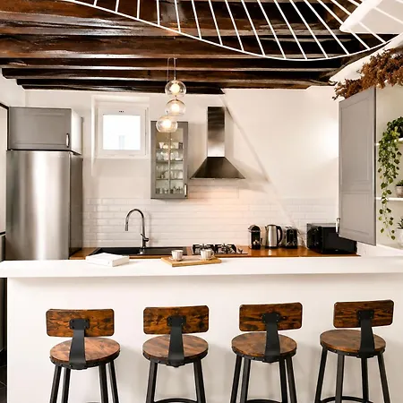 アパート Spacious & Modern In Le Marais