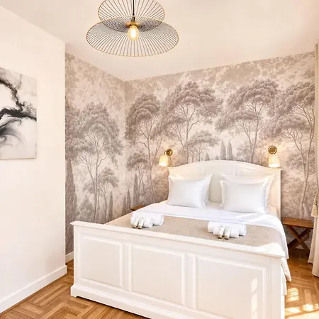 Apartment Spacious & Modern In Le Marais Paris