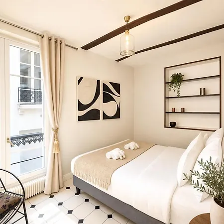Spacious & Modern In Le Marais * Paris