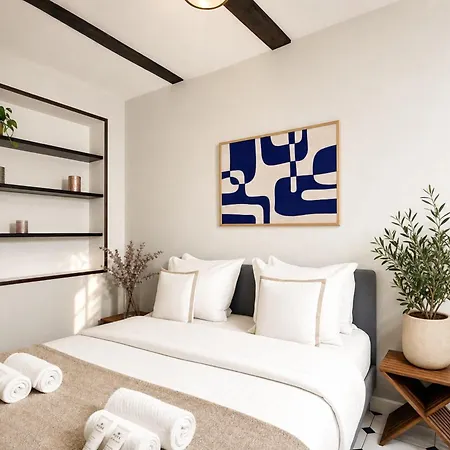 Spacious & Modern In Le Marais * Paris