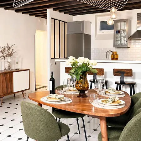 Spacious & Modern In Le Marais