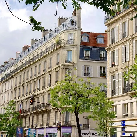 Spacious & Modern In Le Marais *